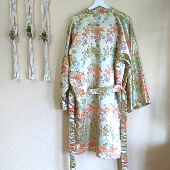 Metallic Jaquard Golden Roses Smoking Housecoat Robe OS - Picture 7 of 15